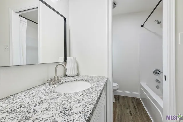 $1,000 | Undisclosed Address, Denham Springs, LA 70726