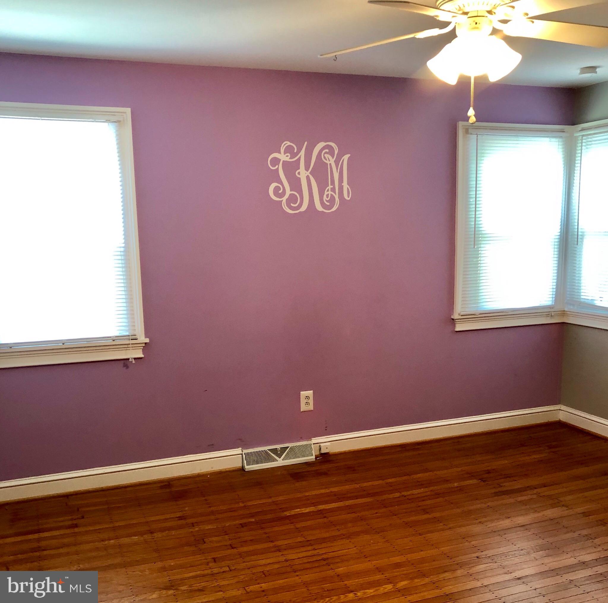 1526 County Line Road Bryn Mawr, PA 19010 - Photo 4 of 7 First floor bedroom