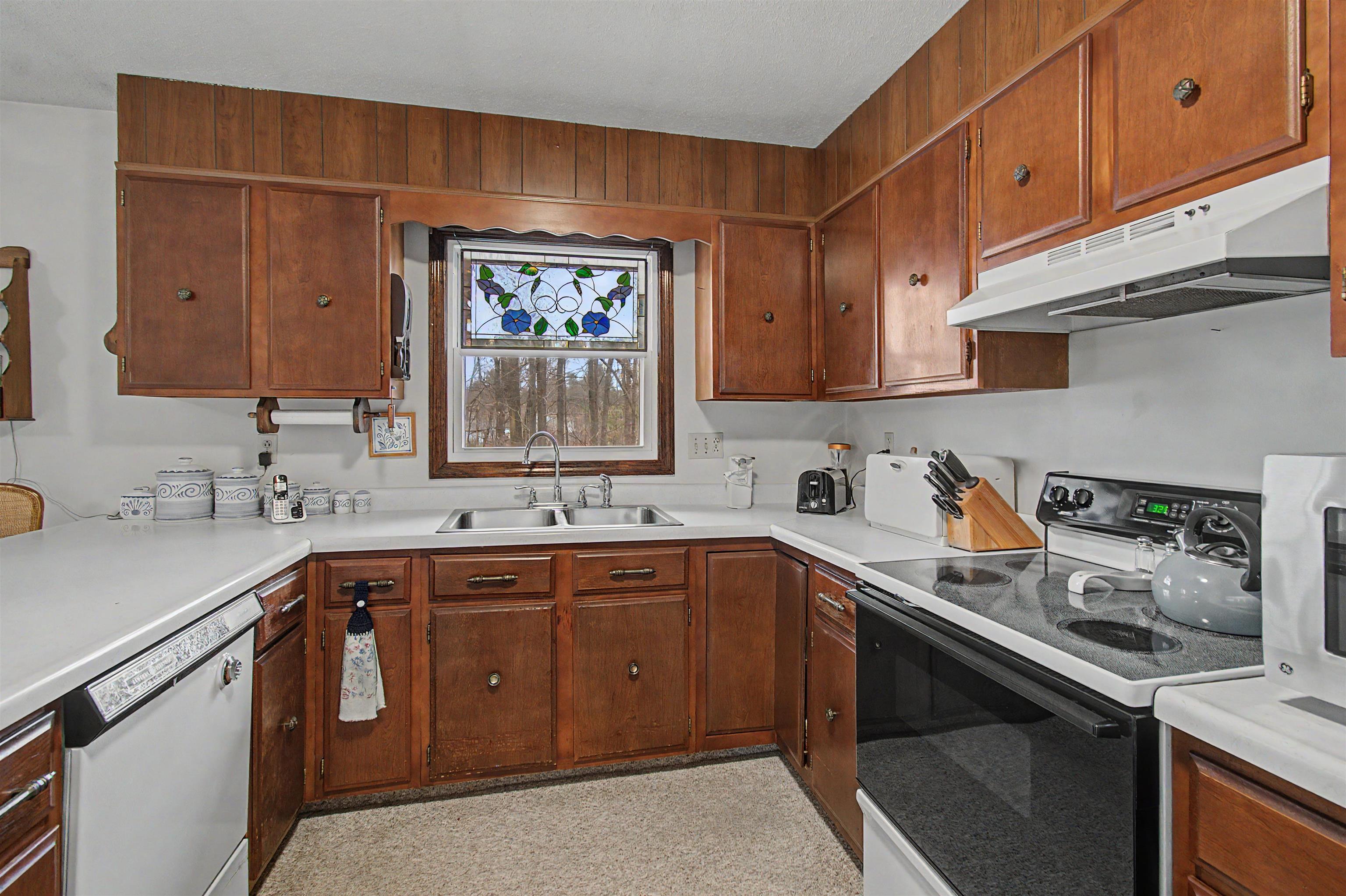 231 Windemere Way Colchester, VT 05446 - Photo 34 of 53