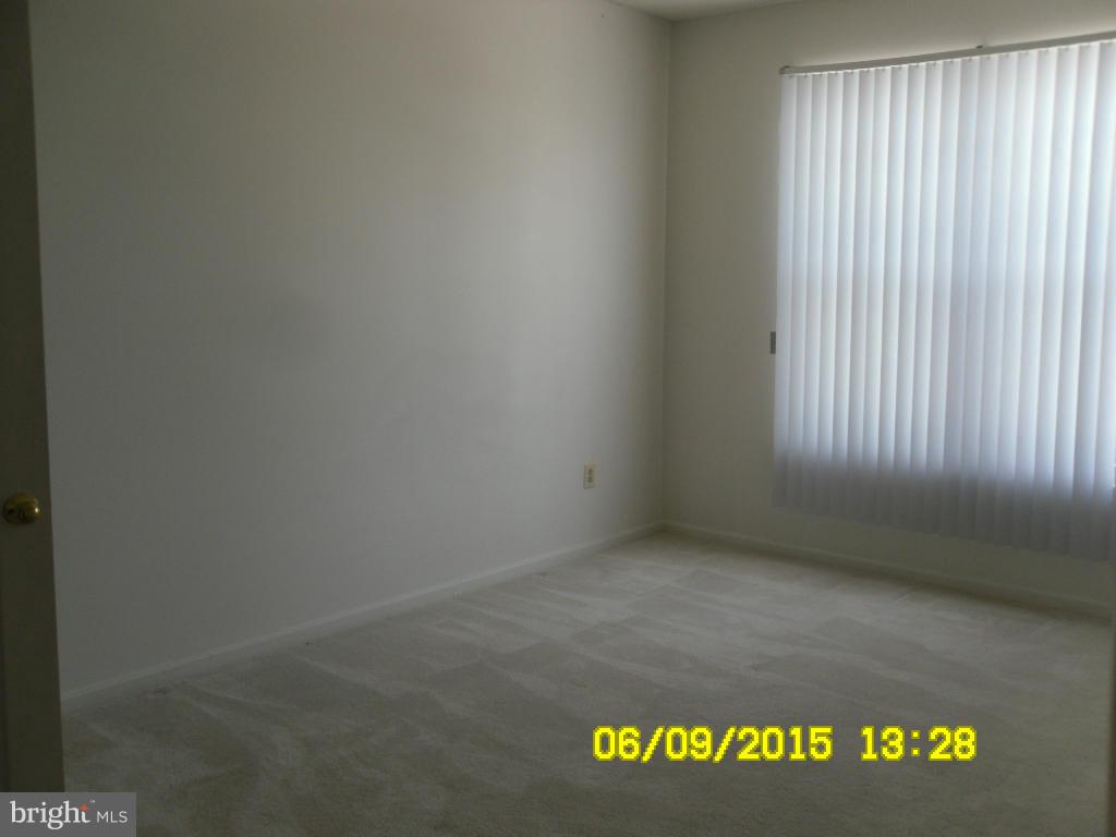 7203 Bogley Road, Unit 301 Baltimore, MD 21244 - Photo 5 of 6 Bedroom