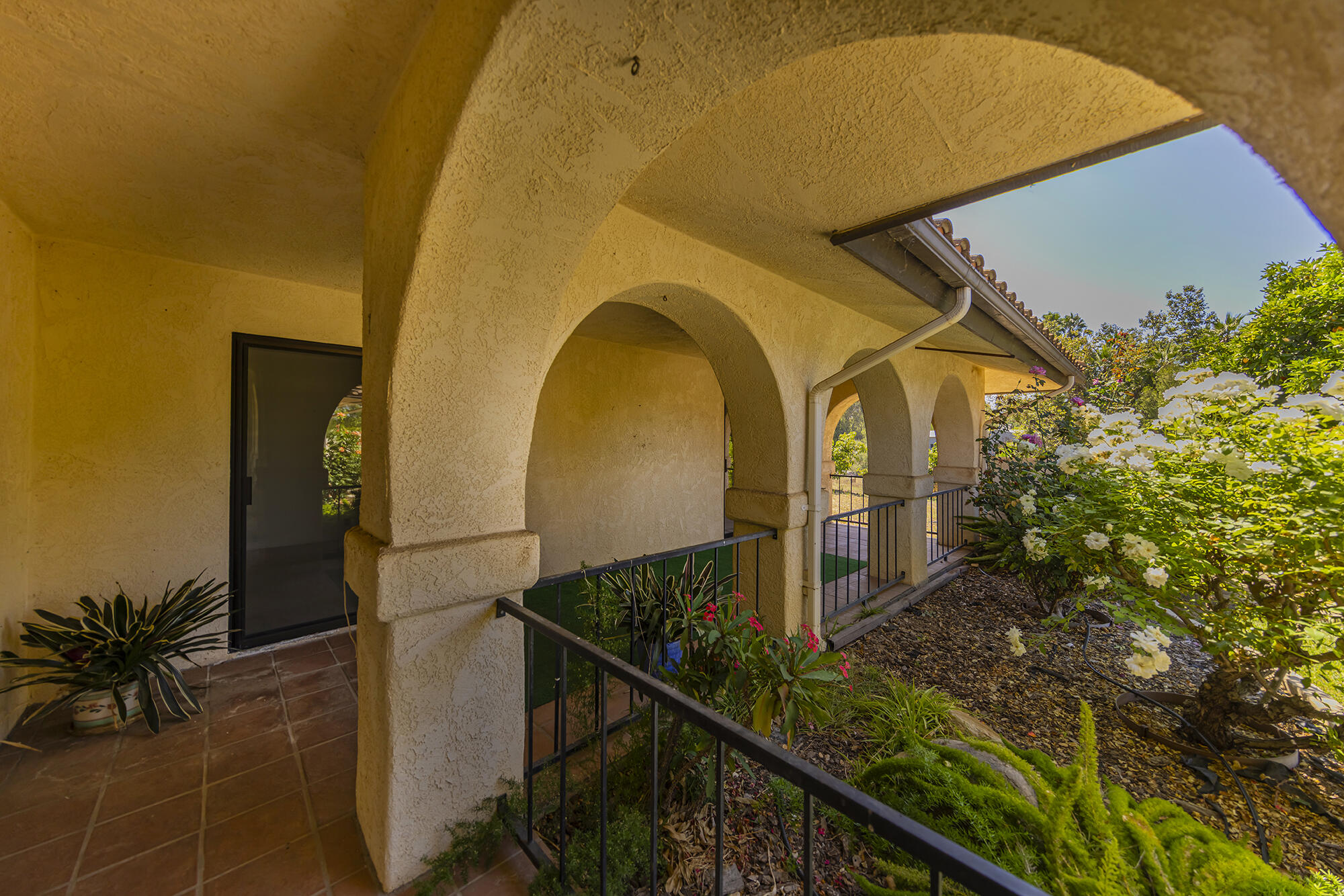 534 Fairview Road Ojai, CA 93023 - Photo 3 of 22 S8C_534 Fairview_03