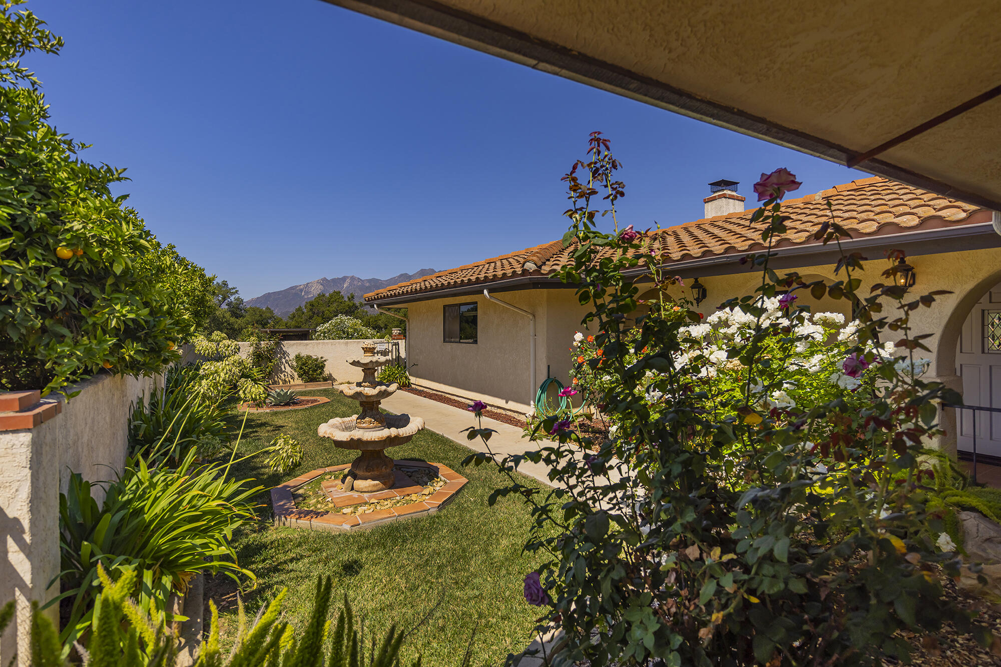 534 Fairview Road Ojai, CA 93023 - Photo 5 of 22 S8C_534 Fairview_06