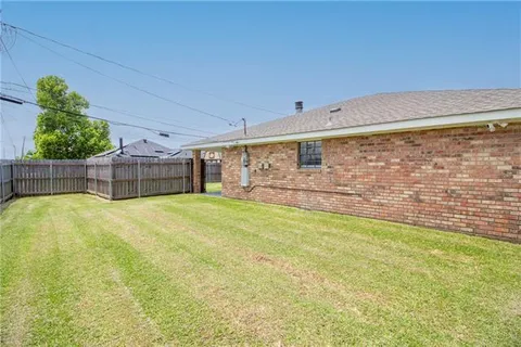 $175,000 | 2701 Cambridge Drive, Laplace, LA 70068