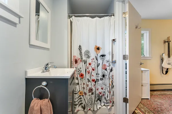 $350,000 | 6 Hillhead Street, Montpelier, VT 05602