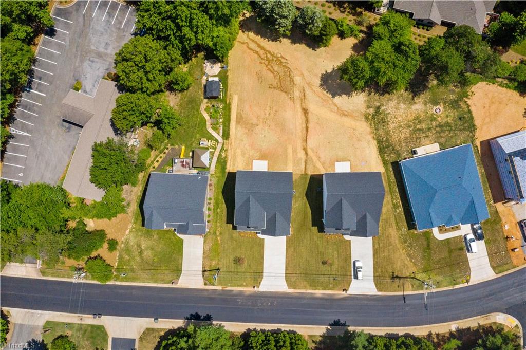 4625 Tower Road Greensboro, NC 27410 - Photo 5 of 39 Gallery Image 5