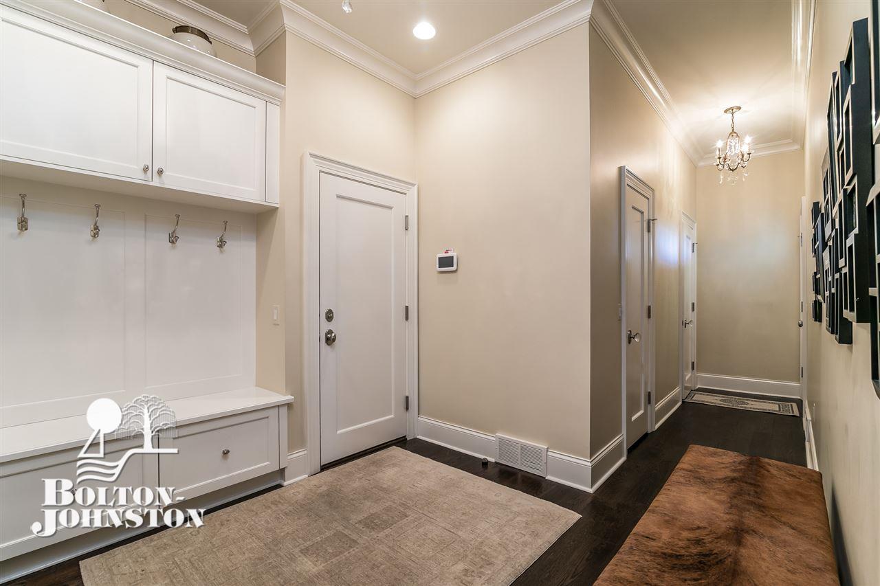 655 Lake Shore Road Grosse Pointe, MI 48236 - Photo 32 of 86 Mud Room