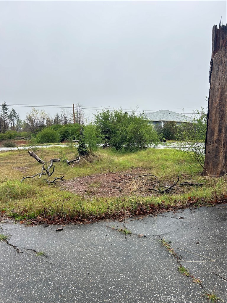 1615 Pearson Road Paradise, CA 95969 - Photo 4 of 8 a view of a road with an ocean view
