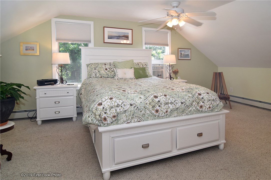 852 Anthony Road Portsmouth, RI 02871 - Photo 19 of 40