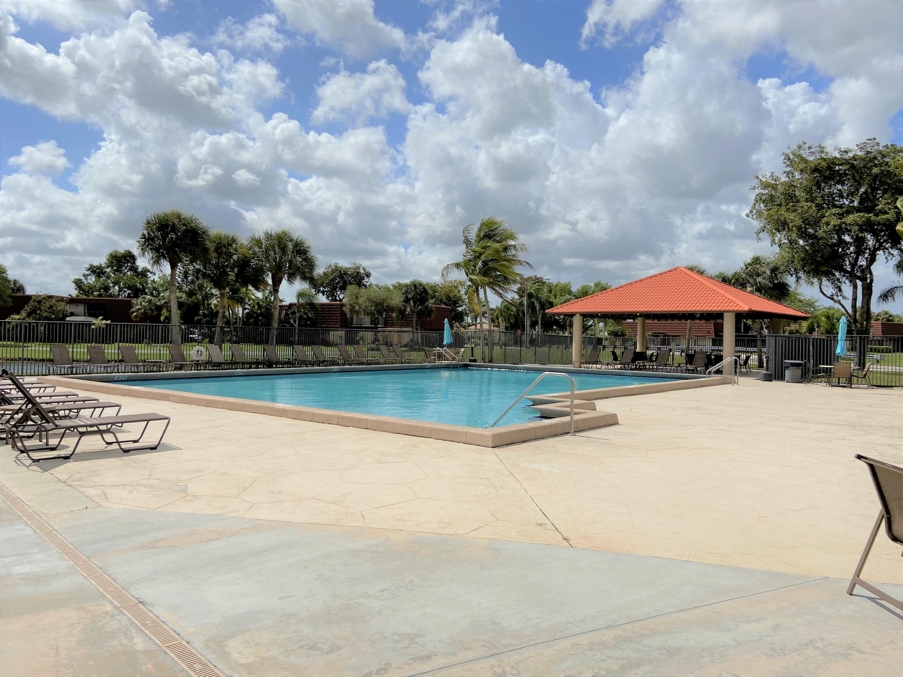 8541 Boca Rio Drive Boca Raton, FL 33433 - Photo 25 of 28 pool