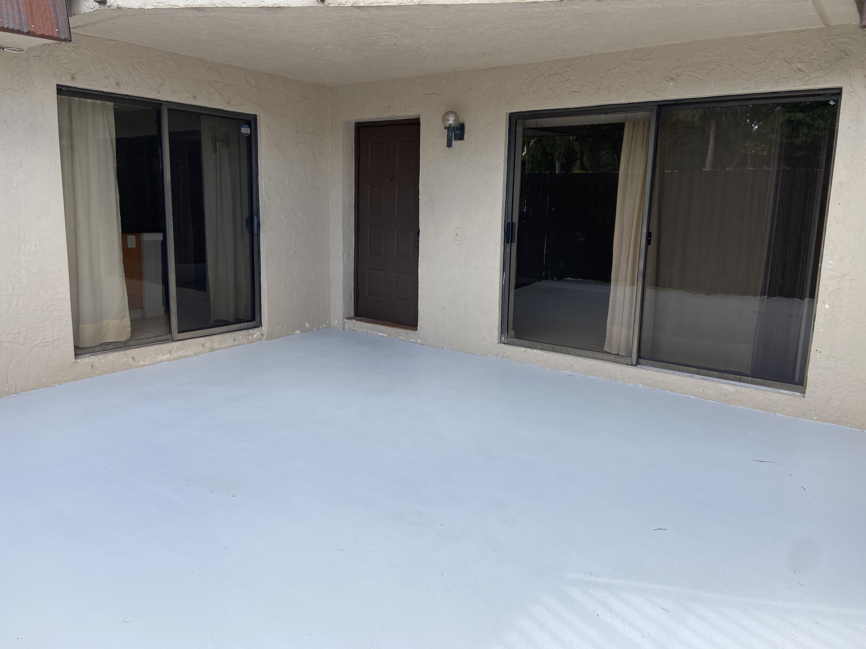 8541 Boca Rio Drive Boca Raton, FL 33433 - Photo 3 of 28 Patio