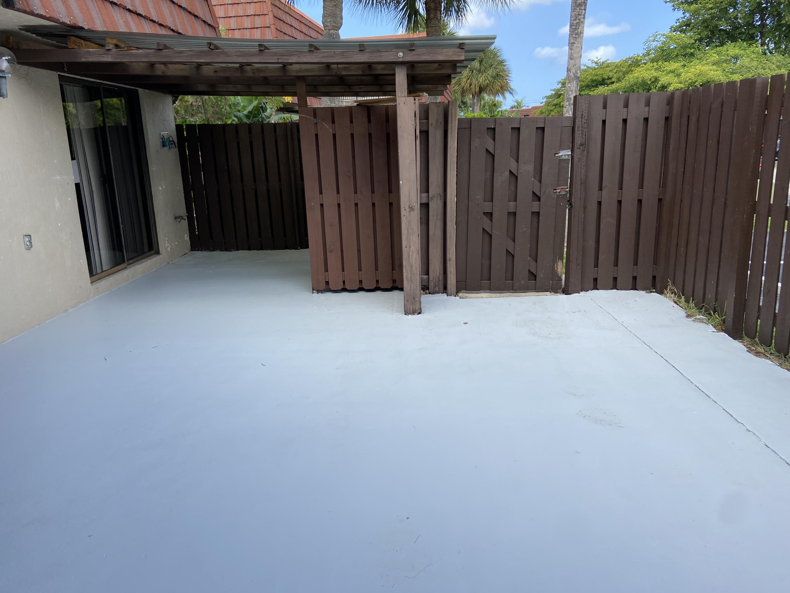8541 Boca Rio Drive Boca Raton, FL 33433 - Photo 4 of 28 Patio