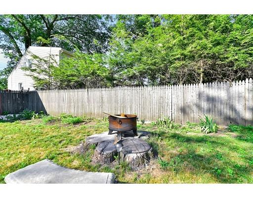 105 Victoria Street Springfield, MA 01104 - Photo 13 of 15 Gallery Image 13