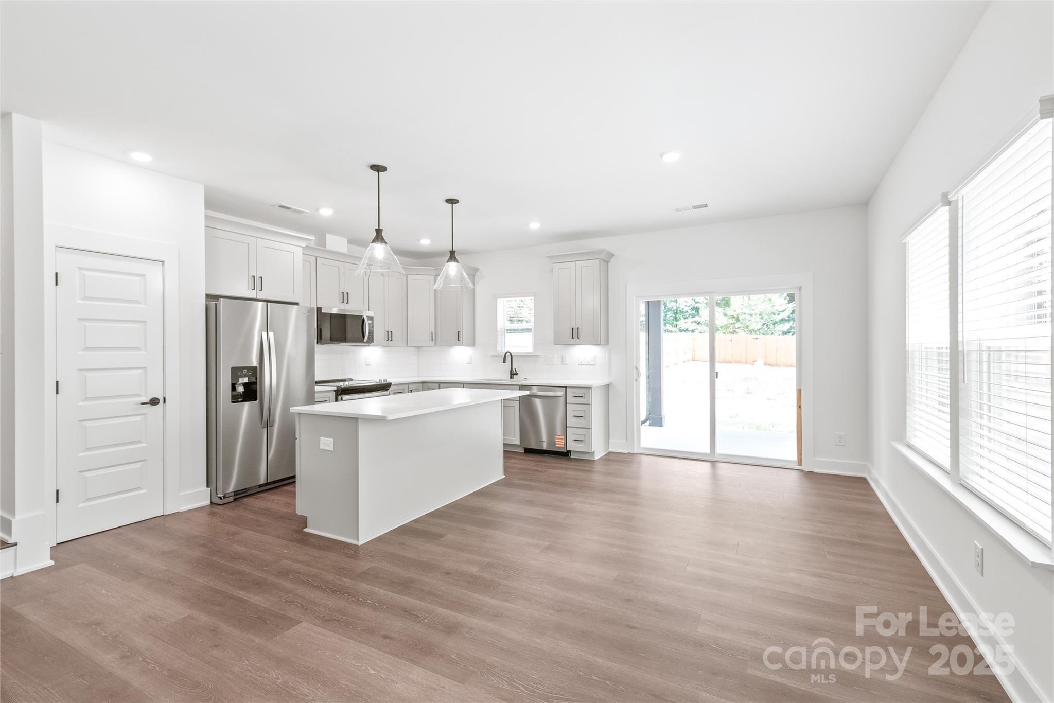 2011 Wilson Avenue Charlotte, NC 28208 - Photo 10 of 35