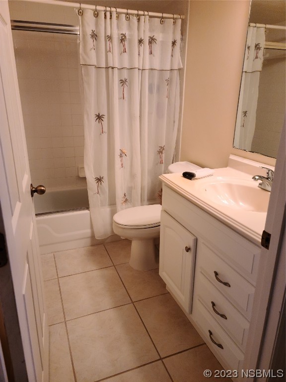 6544 Engram Road, Unit E203 New Smyrna Beach, FL 32169 - Photo 13 of 27 a bathroom with a sink a toilet and shower