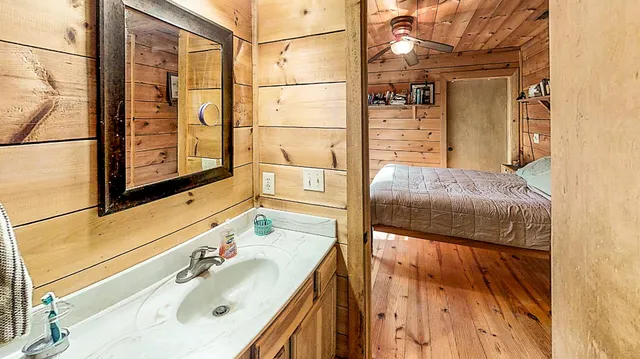 $2,440,000 | 57 Hemlock Ridge Lane, Catawba, VA 24070