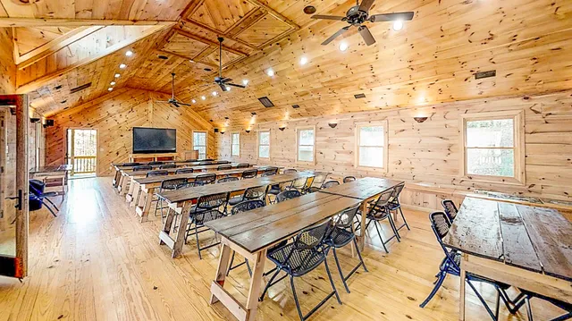 $2,440,000 | 57 Hemlock Ridge Lane, Catawba, VA 24070