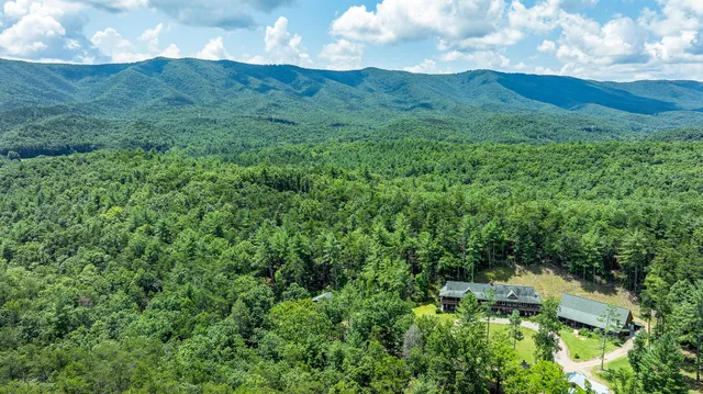 $2,440,000 | 57 Hemlock Ridge Lane, Catawba, VA 24070