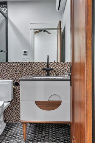 $2,750,000 | 3910 Brick Church Pike, Nashville, TN 37207