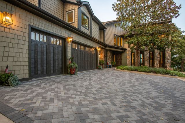 $2,750,000 | 3910 Brick Church Pike, Nashville, TN 37207