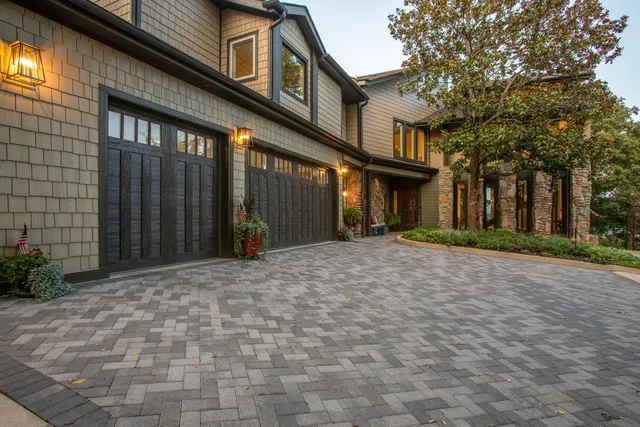 $2,750,000 | 3910 Brick Church Pike, Nashville, TN 37207