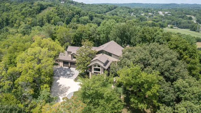 $2,750,000 | 3910 Brick Church Pike, Nashville, TN 37207