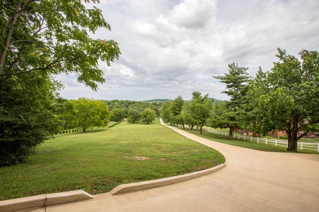 $2,750,000 | 3910 Brick Church Pike, Nashville, TN 37207