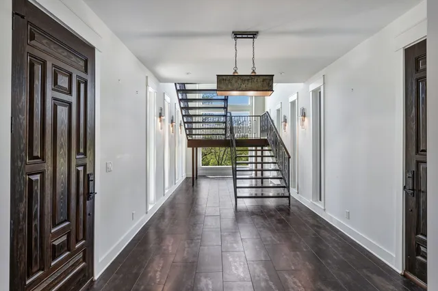 $2,750,000 | 3910 Brick Church Pike, Nashville, TN 37207