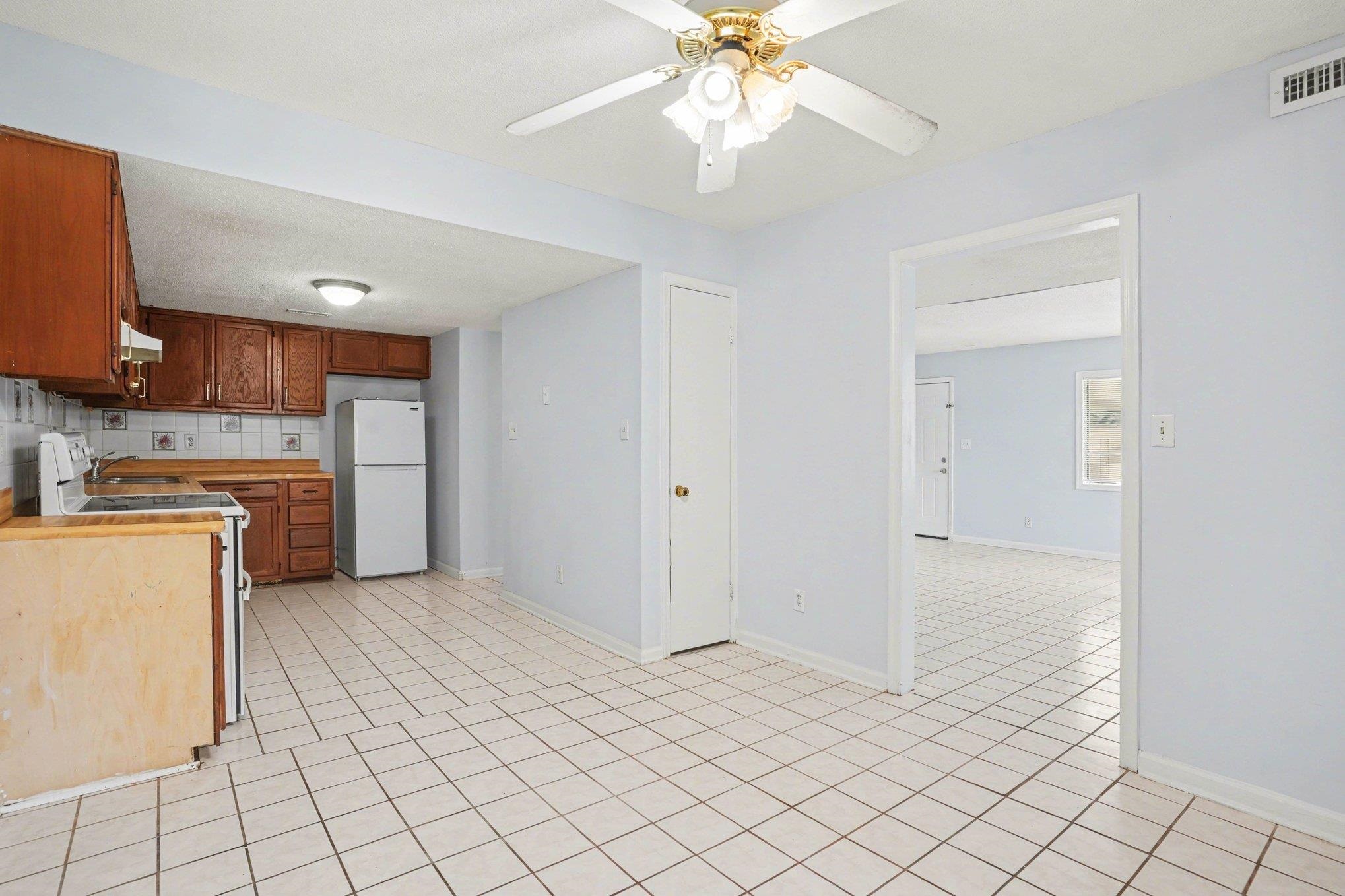 1461 Turkey Ridge Road, Unit B Surfside Beach, SC 29575 - Photo 10 of 42