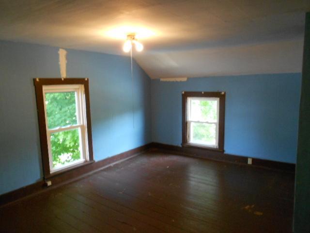 35 Front Street Commercial Point, OH 43116 - Photo 8 of 10