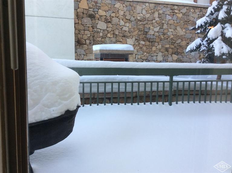 12 Vail Road, Unit R4 Vail, CO 81657 - Photo 19 of 23