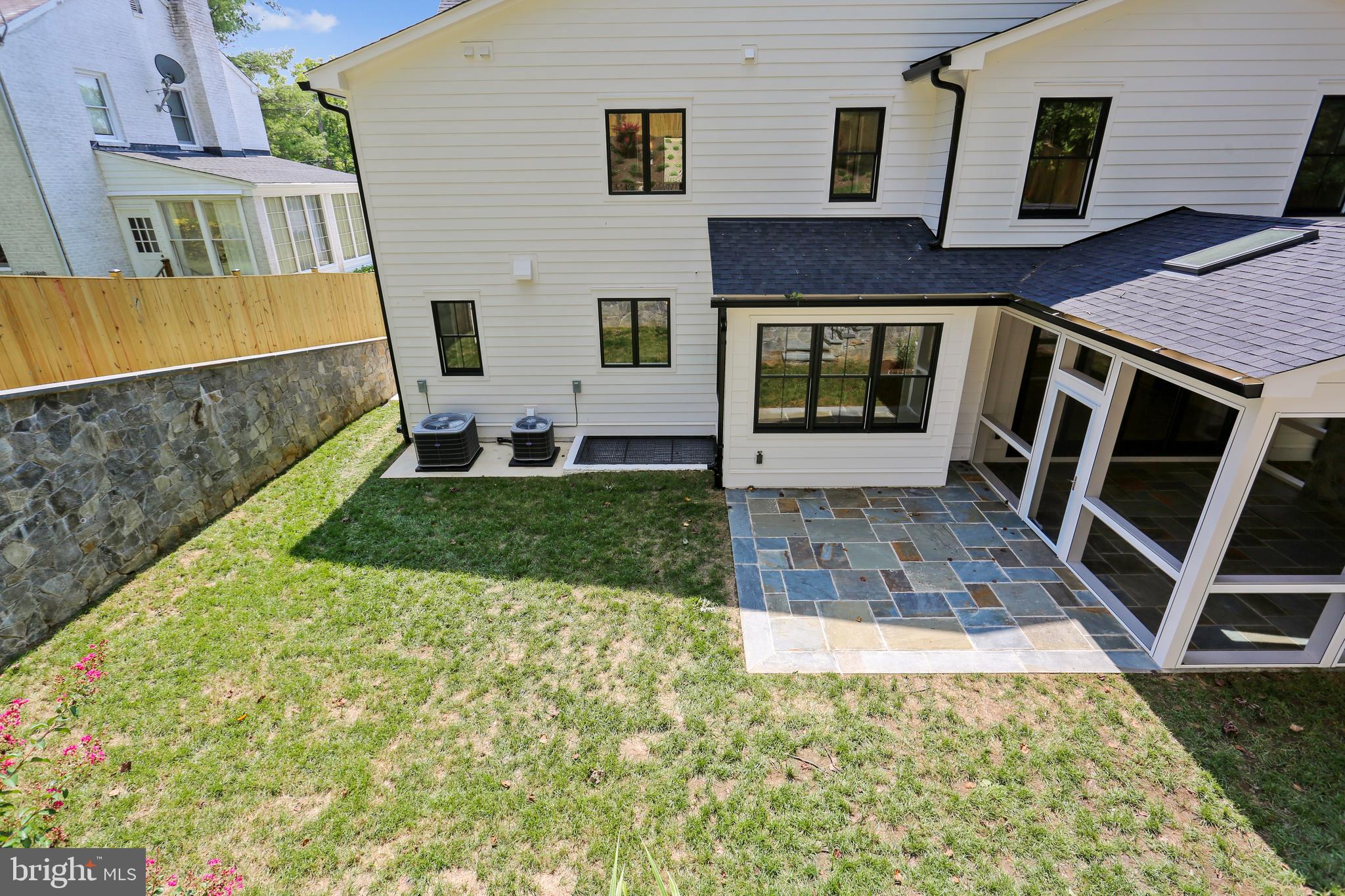 6027 Walhonding Road Bethesda, MD 20816 - Photo 123 of 137