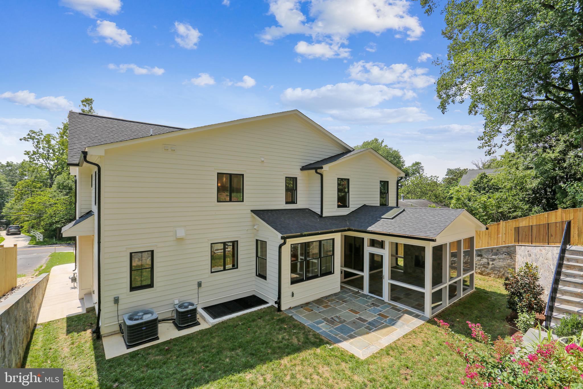 6027 Walhonding Road Bethesda, MD 20816 - Photo 124 of 137