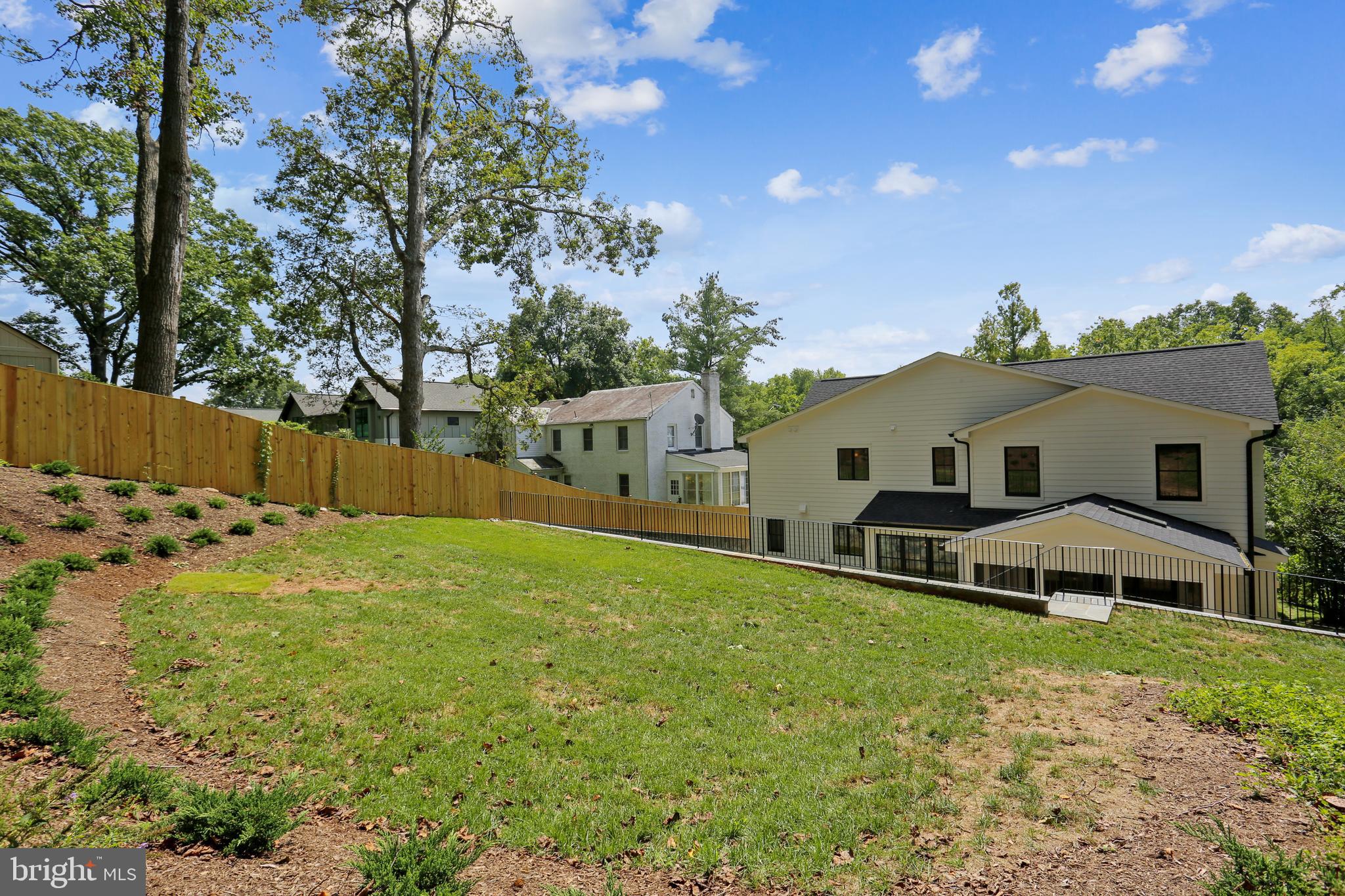 6027 Walhonding Road Bethesda, MD 20816 - Photo 128 of 137