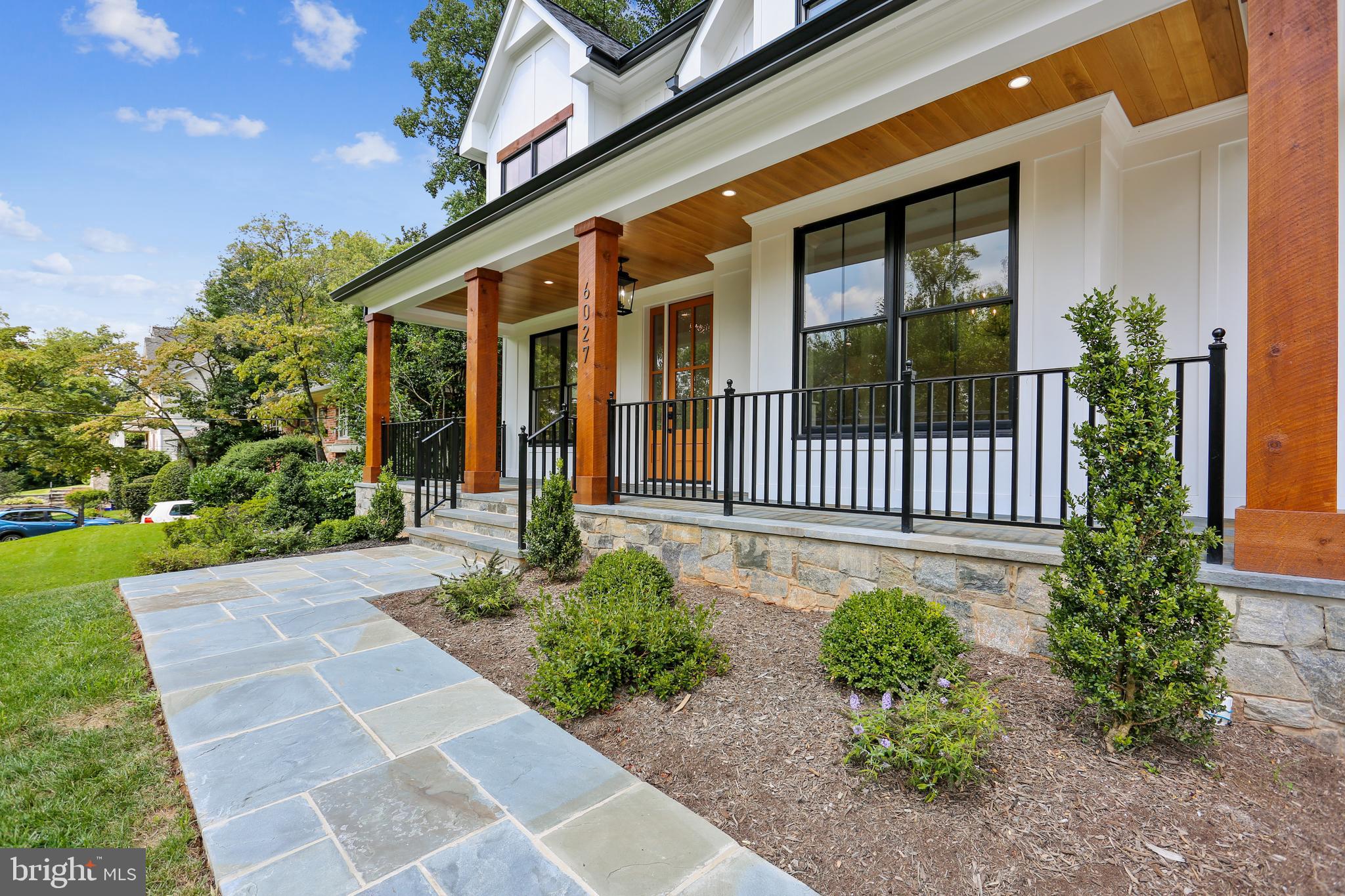 6027 Walhonding Road Bethesda, MD 20816 - Photo 4 of 137