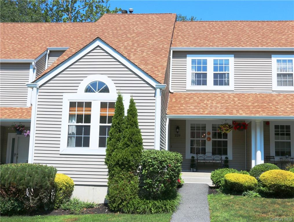 229 Mallard Court, Yorktown Heights, NY 10598 Compass