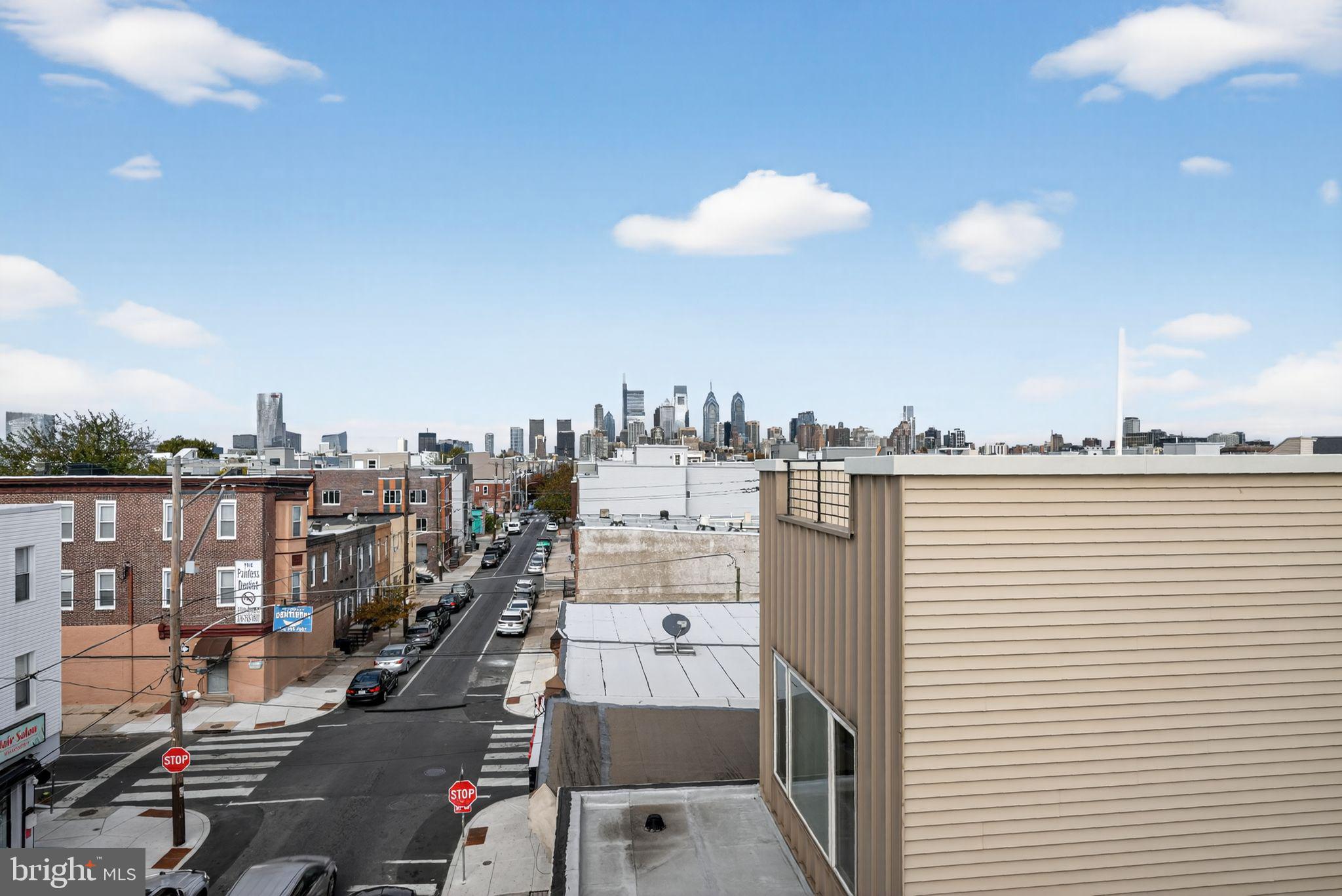 1711 South 20th Street Philadelphia, PA 19145 - Photo 24 of 36 a view of a balcony with city view