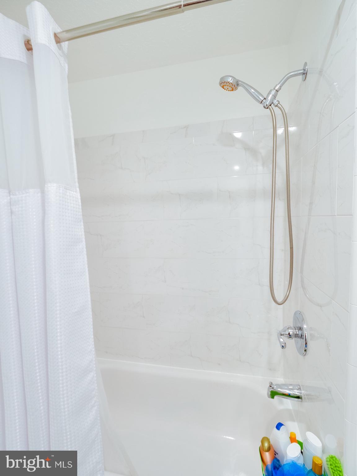 1677 Bayfield Way Reston, VA 20194 - Photo 29 of 47 Whirlpool Tub w/ Jets