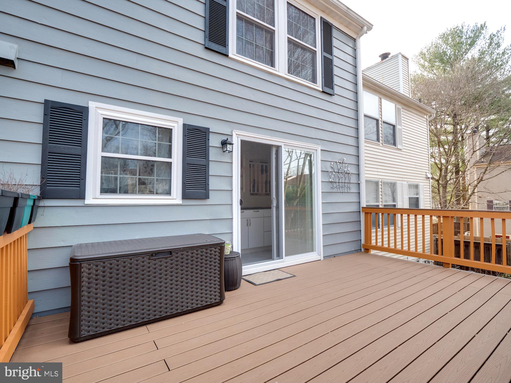 1677 Bayfield Way Reston, VA 20194 - Photo 5 of 47 Trex Deck