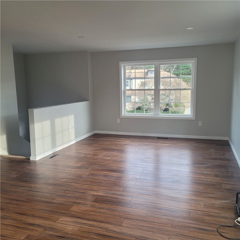 229 Hopkins Hill Road Coventry, RI 02816 - Photo 4 of 7 Gallery Image 4
