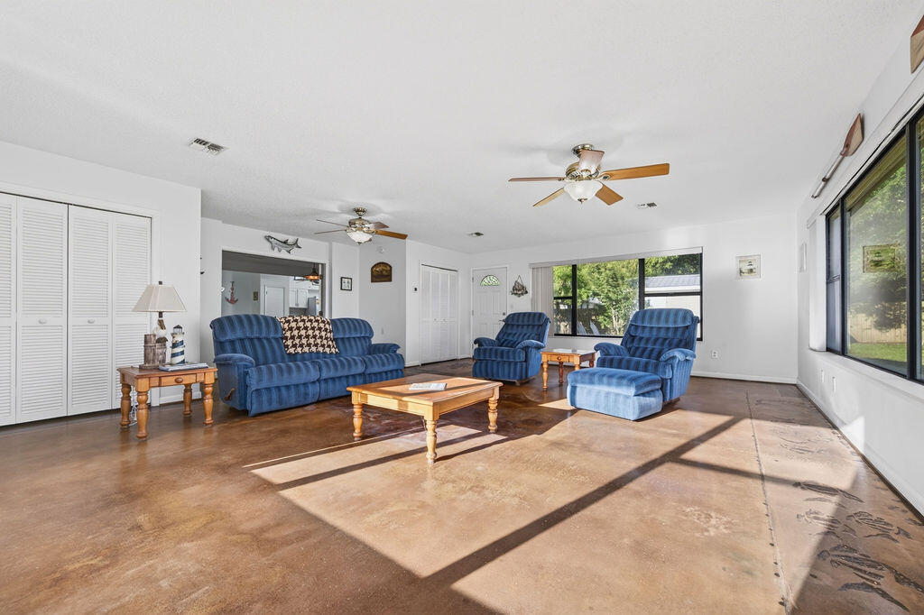 4658 County Highway 83A West Freeport, FL 32439 - Photo 11 of 62 Image00011