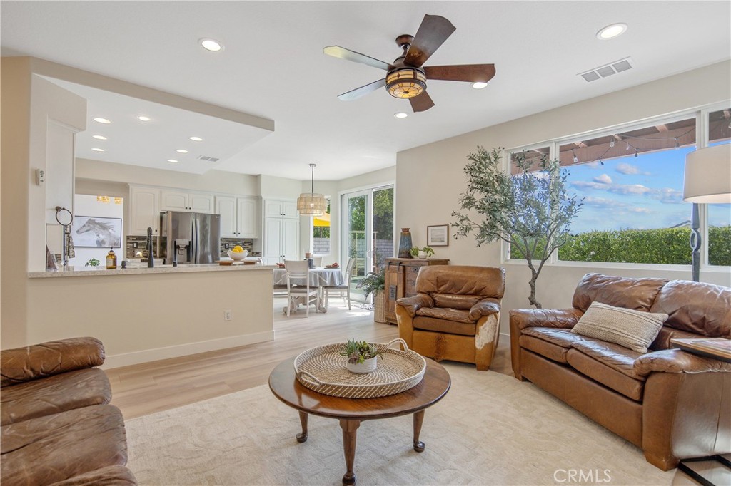 25654 Shaw Place Stevenson Ranch, CA 91381 - Photo 11 of 75