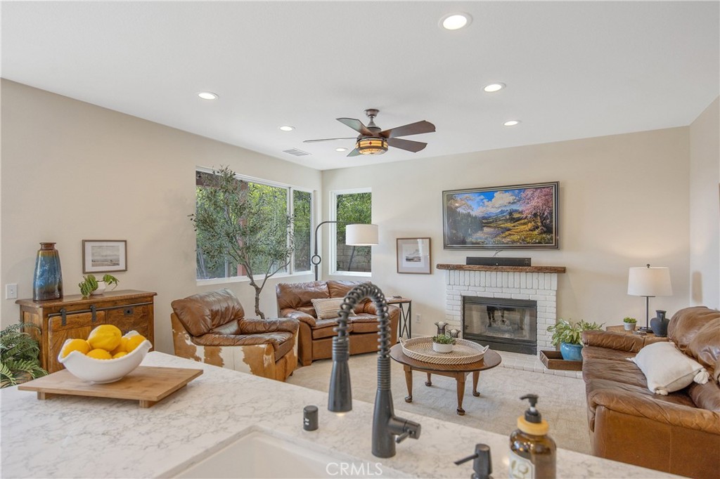 25654 Shaw Place Stevenson Ranch, CA 91381 - Photo 22 of 75