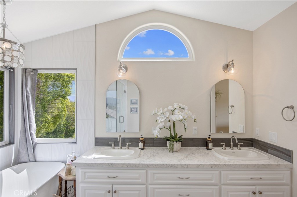 25654 Shaw Place Stevenson Ranch, CA 91381 - Photo 38 of 75