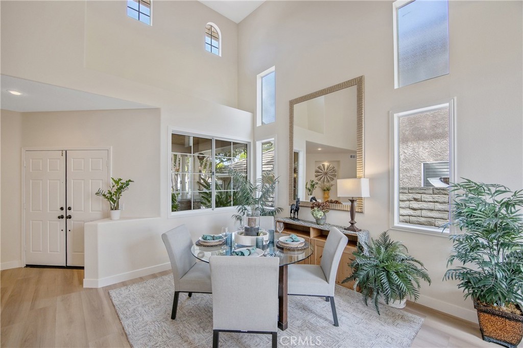 25654 Shaw Place Stevenson Ranch, CA 91381 - Photo 9 of 75