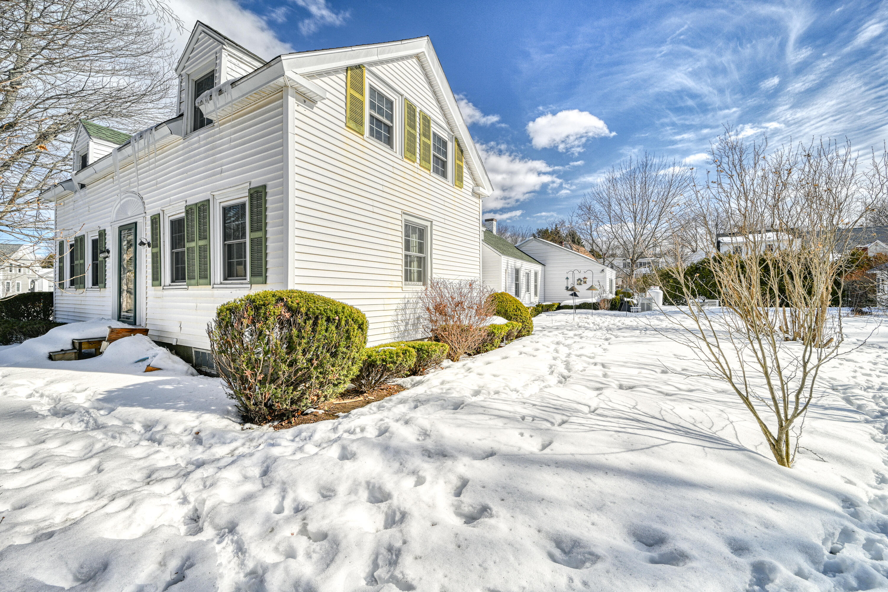 166 Cony Street Augusta, ME 04330 - Photo 7 of 55 110385gr-109