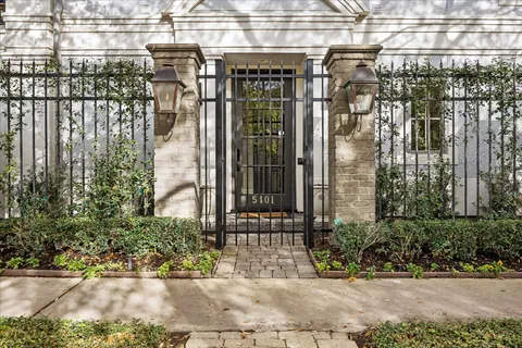 $1,325,000 | 5401 Ashby Street, Houston, TX 77005