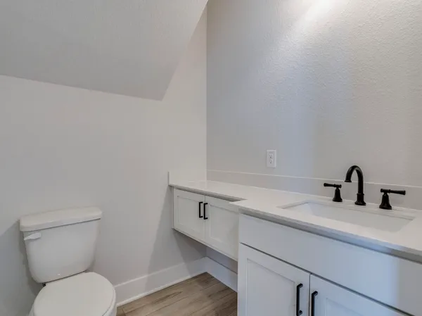 $499,000 | 206 East Wonsley Drive, Unit A, Austin, TX 78753