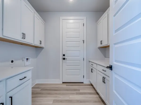 $499,000 | 206 East Wonsley Drive, Unit A, Austin, TX 78753