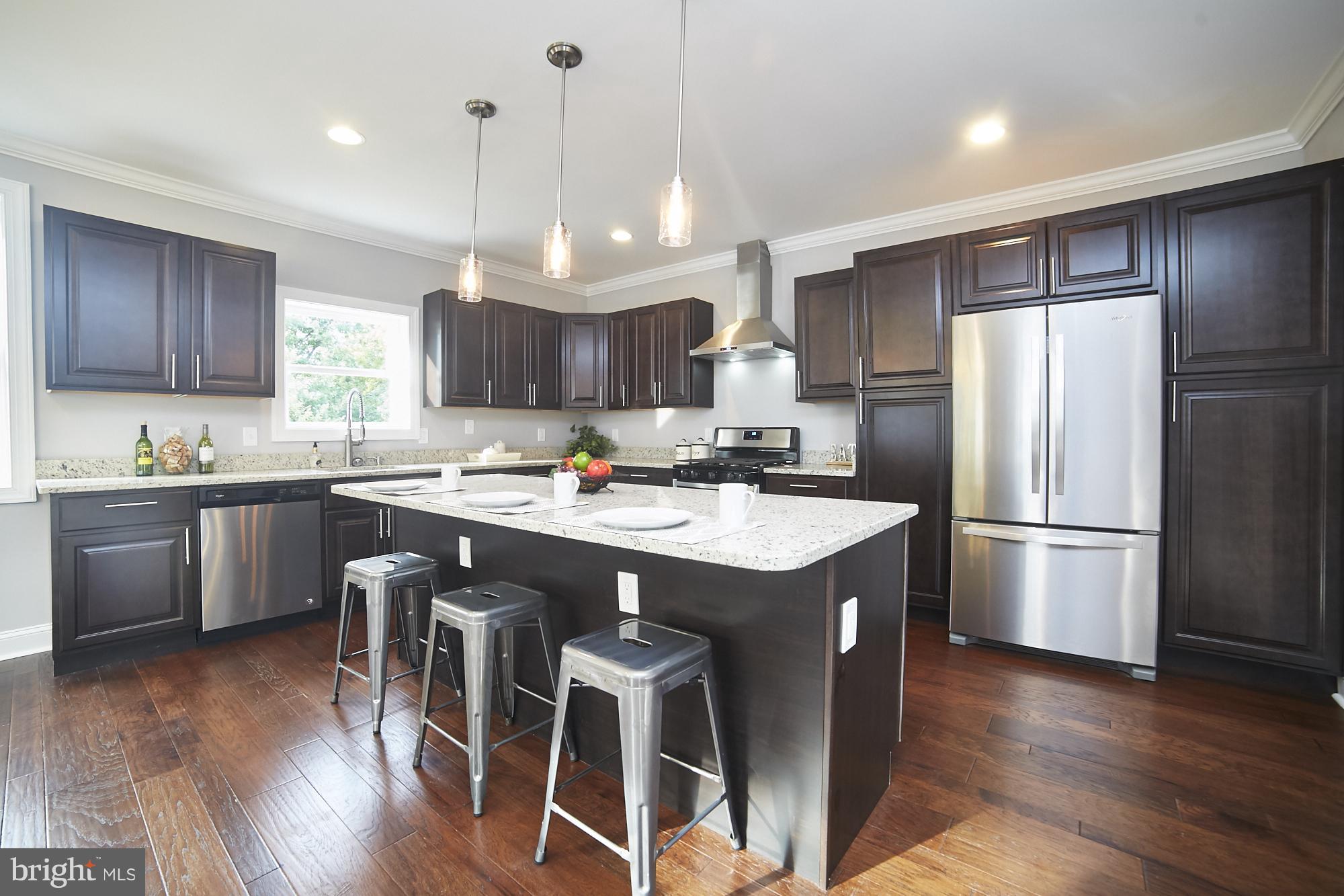 4604 Ridge Avenue Baltimore, MD 21227 - Photo 11 of 29 Kitchen
