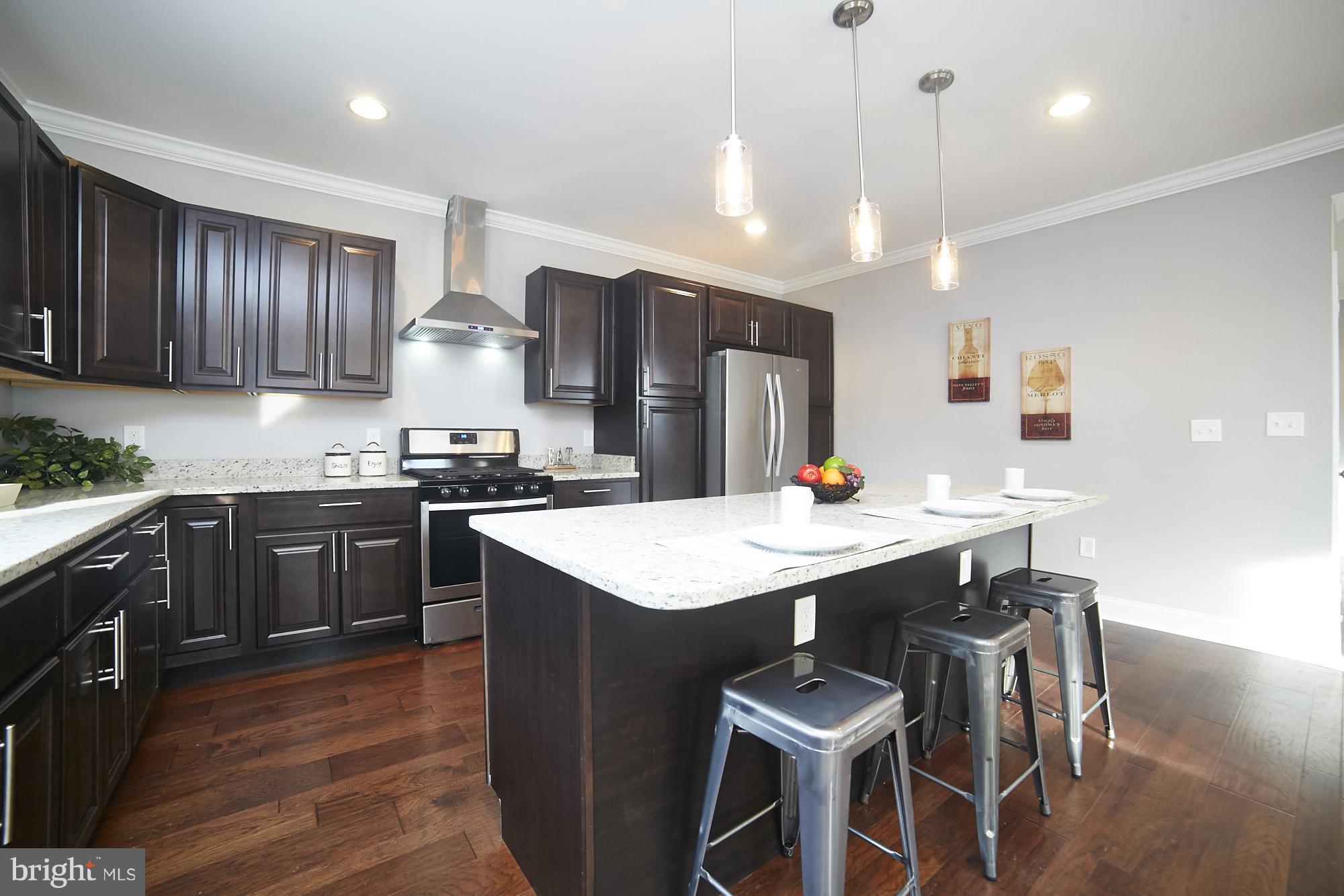 4604 Ridge Avenue Baltimore, MD 21227 - Photo 12 of 29 Kitchen